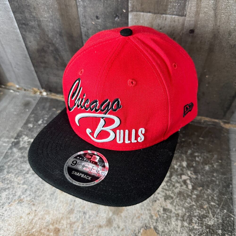 New Era NBA Chicago Bulls Script 9Fifty Snapback‎ Hat Cap Red Black White